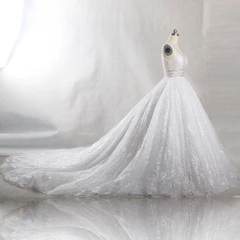 Glitzernden Bling Bling Weiß Kapelle Schleppe Hochzeit 2018 U Ausschnitt Tülle Glanz Perlenstickerei Kristall Pailletten Ballkleid Brautkleider