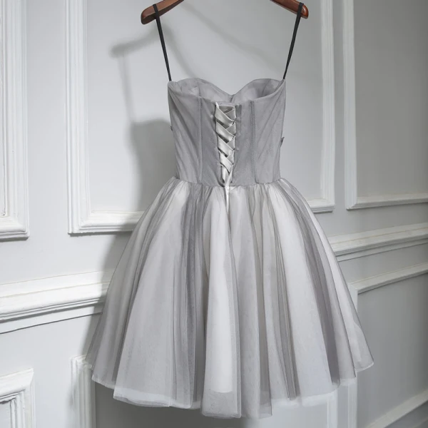 Amazing / Unique Grey Short Cocktail Dresses 2018 Tulle Appliques Backless Beading Homecoming Cocktail Party Graduation Dresses