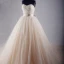 Modest / Simple Champagne Chapel Train Wedding 2018 Tulle Ball Gown Puffy Strapless Sleeveless Wedding Dresses