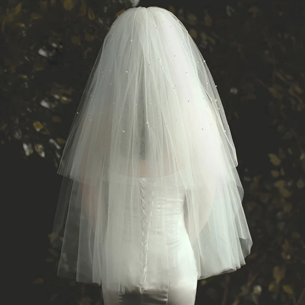 Romantique Ivoire Courte Voile De Mariée 2020 Tulle Perlage Perle Mariage