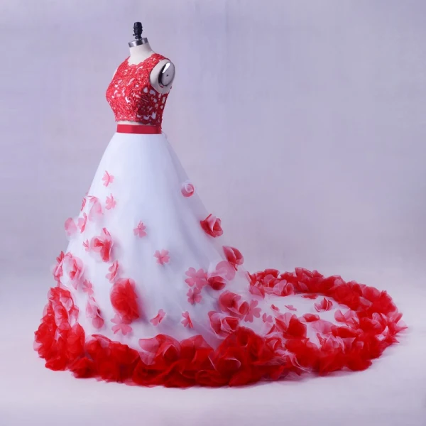 Stunning 2 Piece Red White Wedding Dresses 2017 Scoop Neck Strapless Sleeveless Ruffle Flower Ball Gown Chapel Train