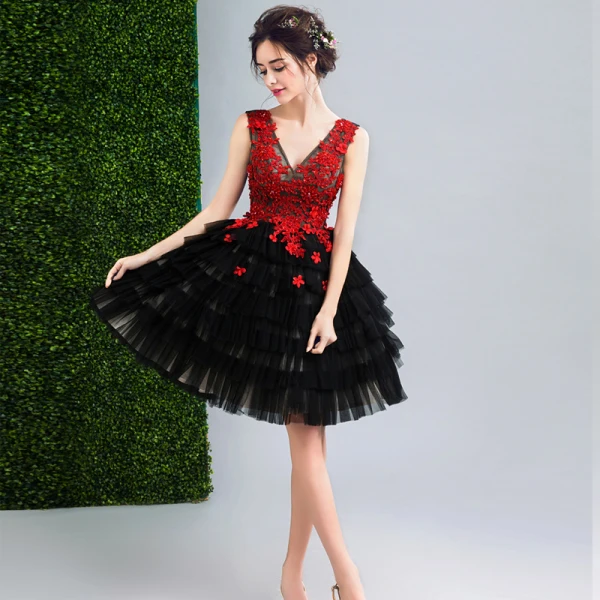 Chic / Beautiful Black Graduation Dresses 2017 A-Line / Princess V-Neck Lace Appliques Backless Beading Flower Homecoming Formal Dresses