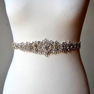 Luksusowe Kość Słoniowa Szarfy 2020 Satyna Metal Frezowanie Rhinestone Ślub Wieczorowe Bal Akcesoria