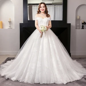 Amazing Unique White Ball Gown Wedding Dresses 2019 Appliques Backless Lace Tulle Strapless Chapel Train Wedding