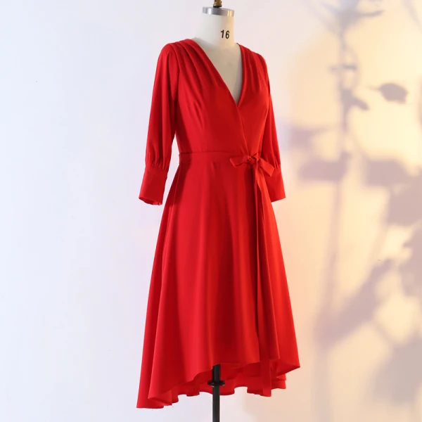 Klassisch Elegante Rot Übergröße Abendkleider 2020 A Linie V-Ausschnitt Chiffon Einfarbig Schaltflächen Lange Ärmel Knielang Kurze Abend Festliche Kleider