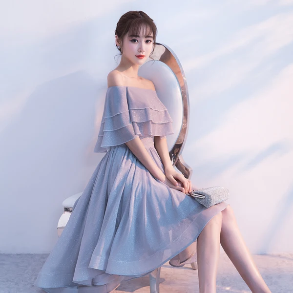 Glitter Argenté Robe De Cocktail 2017 De l'épaule Volants Asymétrique Robe De Ceremonie