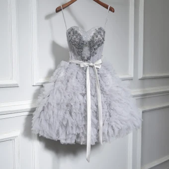 Amazing Unique Grey Short Cocktail Dresses 2018 Tulle Appliques Backless Beading Homecoming Cocktail Party Graduation Dresses
