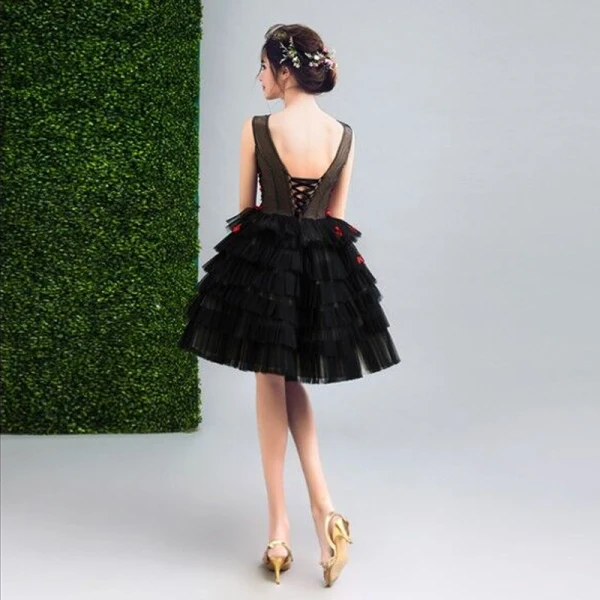 Chic / Beautiful Black Graduation Dresses 2017 A-Line / Princess V-Neck Lace Appliques Backless Beading Flower Homecoming Formal Dresses