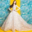 Étourdissant Plage Robe De Mariée 2017 Princesse Encolure Dégagée Manches Longues Fermeture éclair Champagne Percé Dentelle Chapel Train Dos Nu