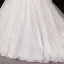Unique Blanche Robe Boule Robe De Mariée 2019 Appliques Dos Nu Dentelle Tulle Bustier Chapel Train Mariage