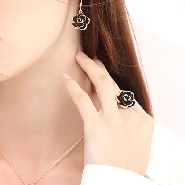 Unique Noire Faux Diamant Fleur Bague Alliage Soirée Anneaux 2019 Accessorize
