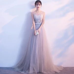 Chic Beautiful Grey Evening Dresses 2018 A Line Princess U Neck Tulle Appliques Backless Beading Evening Party Formal Dresses
