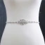 Schöne Ivory / Creme Hochzeit Schärpen 2020 Satin Metall Perlenstickerei Kristall Strass Ball Abend Brautaccessoires