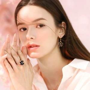 Amazing Unique Black Rhinestone Flower Ring Alloy Evening Party Rings 2019 Accessories