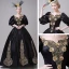 Vintage / Originale Médiévale Noire Robe Boule Robe De Bal 2021 V-Cou 3/4 Manches Longue Dentelle 3D Fleur Fait main Cosplay Promo Robe De Ceremonie