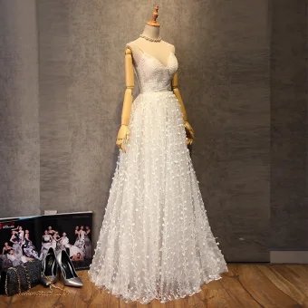 Abordable Chic Belle Plage Robe De Mariée 2017 Blanche Princesse Longue Bretelles Spaghetti Sans Manches Dos Nu En Dentelle Appliques