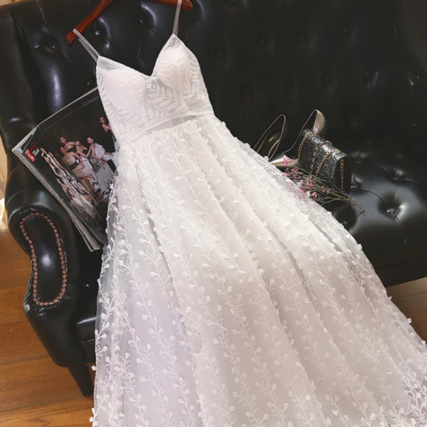 Abordable Chic / Belle Plage Robe De Mariée 2017 Blanche Princesse Longue Bretelles Spaghetti Sans Manches Dos Nu En Dentelle Appliques