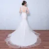 Modest / Simple Affordable Wedding Dresses 2017 White Trumpet / Mermaid Chapel Train Scoop Neck Sleeveless Backless Lace Appliques