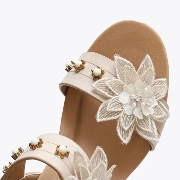 Bohemia Beige Street Wear Summer Womens Sandals 2022 Pearl Rhinestone Lace Flower 5 cm Wedges Open / Peep Toe Sandals