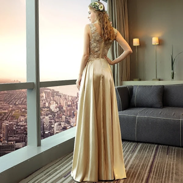 Illusion Gold Evening Dresses  2018 A-Line / Princess Scoop Neck Sleeveless Appliques Lace Pierced Split Front Floor-Length / Long Backless Formal Dresses