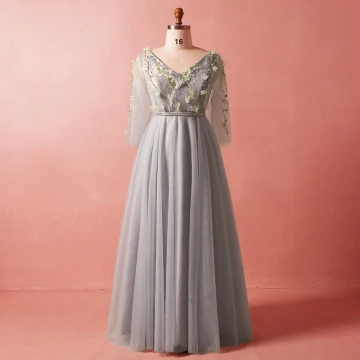 Chic Beautiful Grey Plus Size Evening Dresses 2018 A Line Princess 3 4 Sleeve Spring V Neck Tulle Crossed Straps Flower Appliques Backless Beading Evening Party Formal Dresses