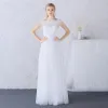 Chic / Beautiful Beach Wedding Dresses 2017 White Sheath / Fit Floor-Length / Long Scoop Neck Sleeveless Backless Lace Appliques