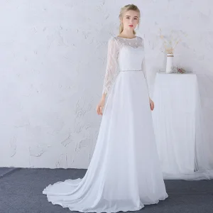 Chic Belle Plage Robe De Mariée 2017 Blanche Princesse Longue Fendue Devant Encolure Dégagée Manches Longues Dos Nu Perlage Ceinture En Dentelle Appliques Perle