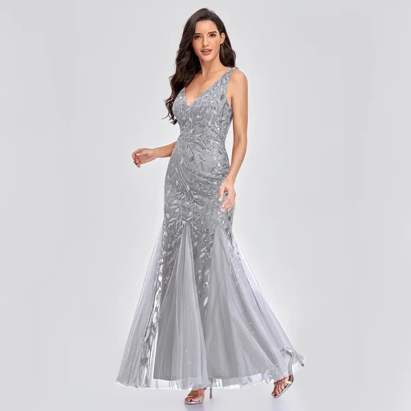 Chic / Beautiful Burgundy Sequins Evening Dresses 2023 Trumpet / Mermaid V-Neck Sleeveless Backless Floor-Length / Long Evening Party Formal Dresses