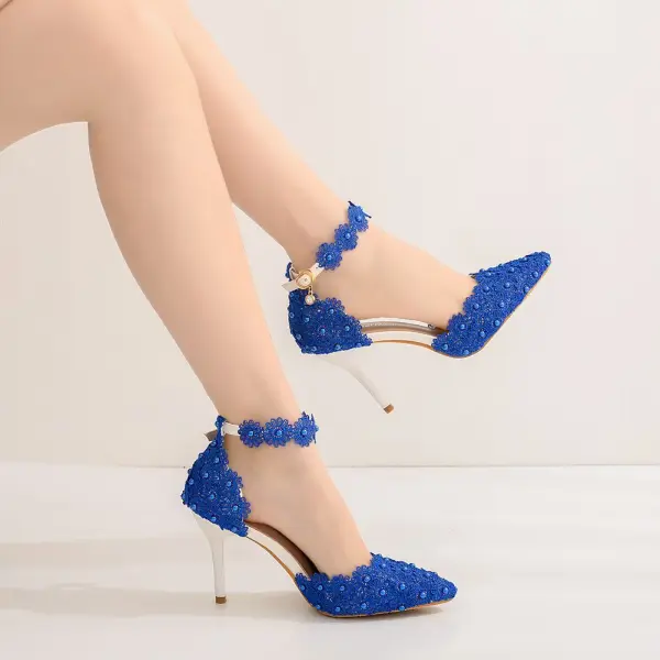 Élégant Blanche Perle En Dentelle Fleur Chaussure De Mariée 2023 Bride Cheville 9 cm Talons Aiguilles À Bout Pointu Mariage Talons Hauts