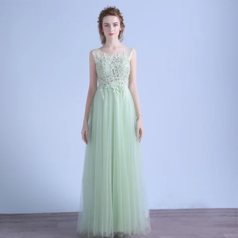 Fine Aften Selskapskjoler 2017 Salvie Grønn Prinsesse Feie Tog Ryggløse Uten Ermer Scoop Halsen Blonder Appliques Krystall Beading