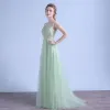 Snygga / Fina Afton Aftonklänningar 2017 Sage Grön Prinsessa Svep Tåg Halterneck Ärmlös Urringning Spets Appliqués Kristall Beading
