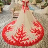 Chic / Beautiful White Wedding Dresses 2017 A-Line / Princess Lace Appliques Backless Beading Wedding