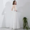 Modest / Simple White Floor-Length / Long Wedding 2018 A-Line / Princess Tulle Corset Beach Wedding Dresses