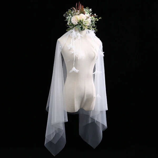 Modern / Fashion White Short Wedding Veils Feather Tassel Chiffon Wedding Accessories 2019