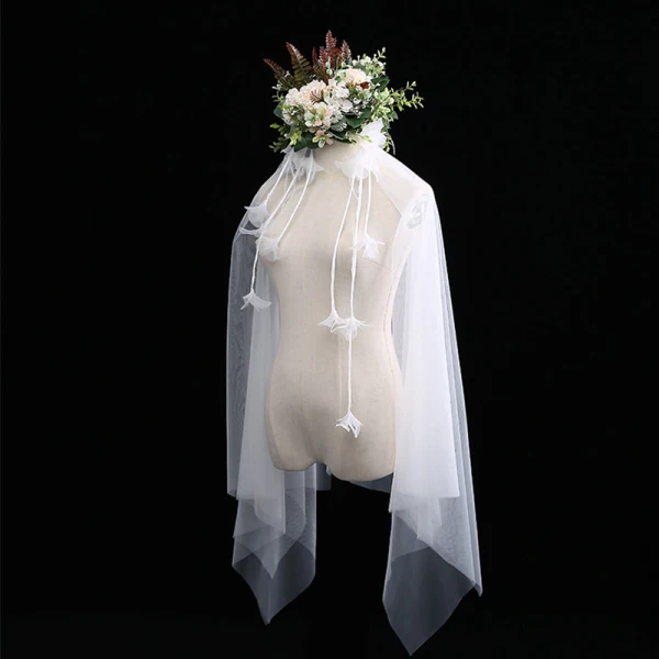 Modern / Fashion White Short Wedding Veils Feather Tassel Chiffon Wedding Accessories 2019