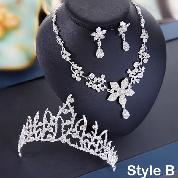 Fine 2017 Rød Sølv Krystall Rhinestone Metall Tiara Brudesmykker