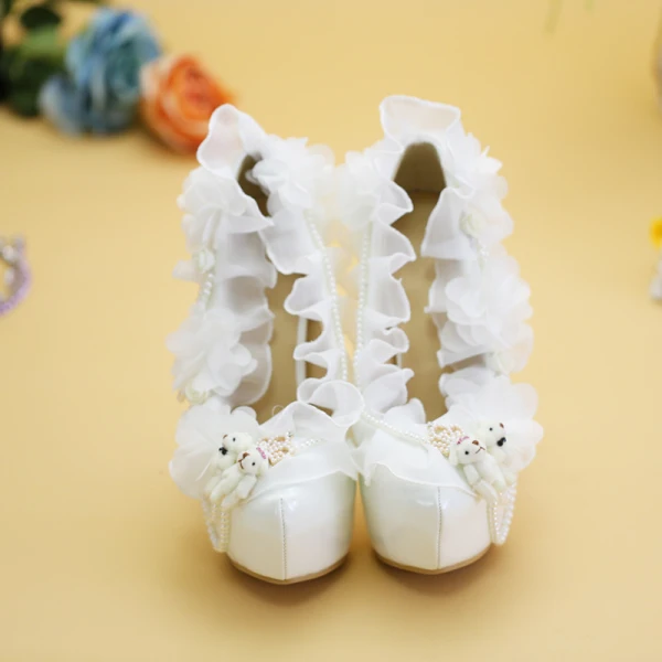 Amazing / Unique White 14 cm Wedding High Heels Appliques Beading Pearl Round Toe Pumps Wedding Shoes 2018