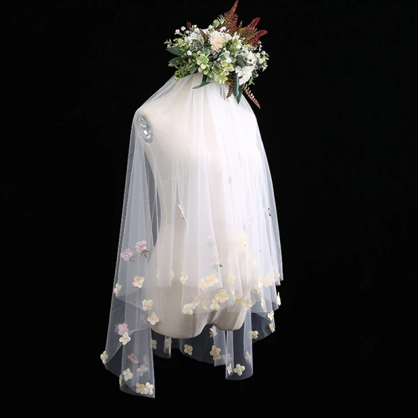 Sjarmerende Hvit Korte Brudeslør Appliques Blomst Chiffon Bryllup Tilbehør 2019
