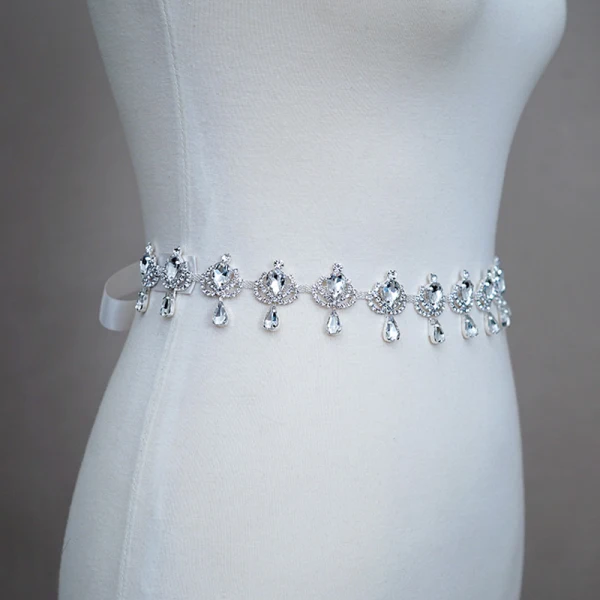 Modern / Fashion White Wedding Sash 2020 Satin Metal Handmade Beading Crystal Rhinestone Evening Party Prom Accessories