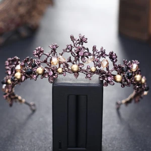 Klassisk Elegant Purple Brudesmykker 2017 Metall Beading Krystall Rhinestone Hodepynt Ball Tilbehør