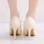 Charming White Crystal Wedding Shoes 2023 Pearl 9 cm Stiletto Heels Pointed Toe Wedding Pumps High Heels