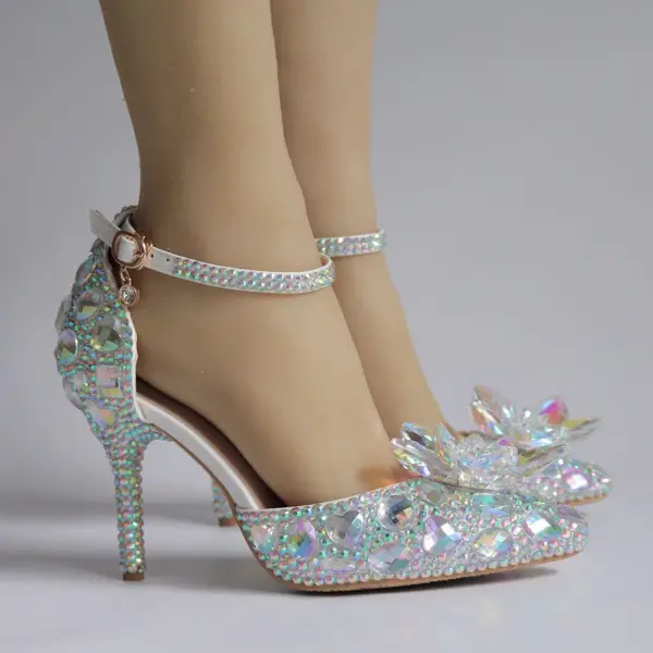 Charmant Multi-Couleurs Faux Diamant Cristal Chaussure De Mariée 2023 Bride Cheville 9 cm Talons Aiguilles À Bout Pointu Mariage Sandales Talons Hauts