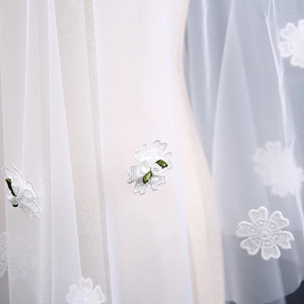 Chic / Beautiful White Short Wedding Veils Appliques Beading Flower Chiffon Wedding Accessories 2019