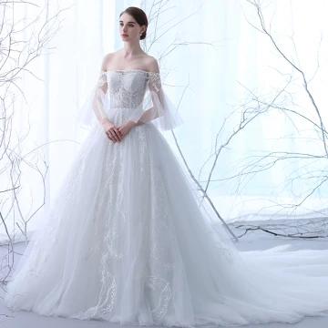 Élégant Ivoire Transparentes Robe De Mariée 2018 Princesse De L Épaule 3 4 Manches Dos Nu Appliques En Dentelle Volants Cathedral Train