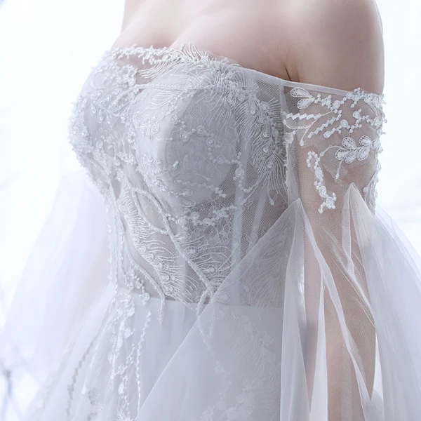 Elegante Ivory / Creme Durchsichtige Brautkleider 2018 A Linie Off Shoulder 3/4 Ärmel Rückenfreies Applikationen Mit Spitze Rüschen Kathedrale Schleppe
