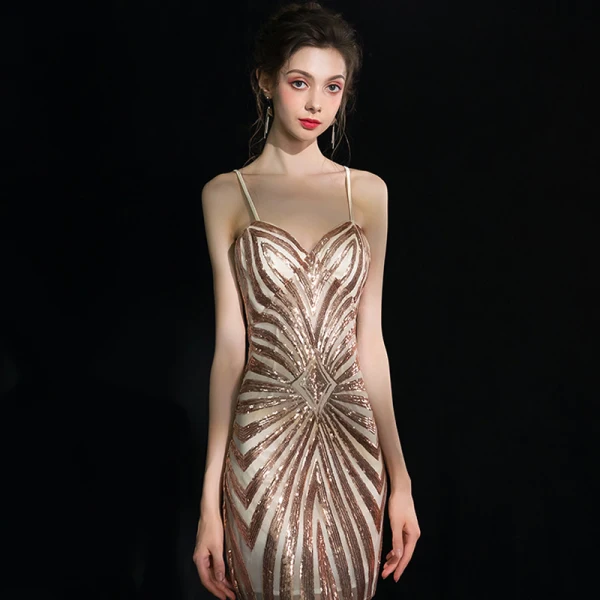 Modern / Fashion Champagne Short Party Dresses 2018 A-Line / Princess Spaghetti Straps Sparkly Backless Beading Sequins Cocktail Party Formal Dresses