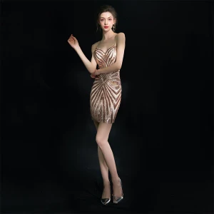 Moderne Mode Champagne Courte Robe De Fete 2018 Princesse Bretelles Spaghetti Scintillantes Dos Nu Perlage Paillettes Cocktail Robe De Ceremonie