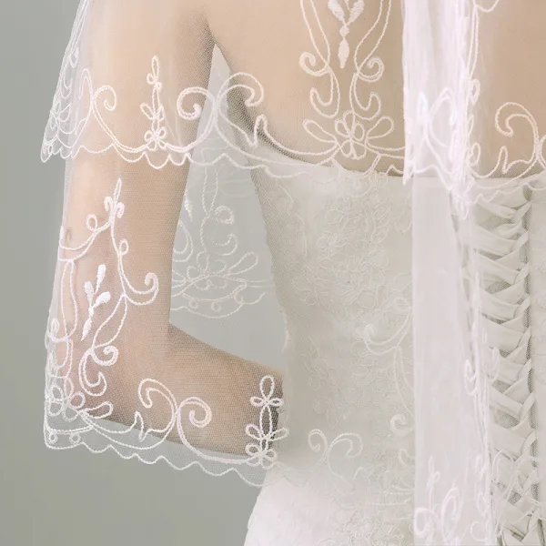 Elegant 2017 1 m Ivory Appliques Lace Tulle Wedding Veils