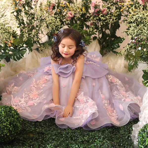 Chic / Beautiful Church Wedding Party Dresses 2017 Flower Girl Dresses Lilac Ball Gown Floor-Length / Long Scoop Neck Sleeveless Flower Appliques Glitter