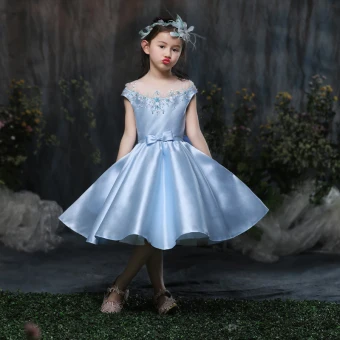 Schöne Kirche Kleider Für Hochzeit 2017 Mädchenkleider Himmelblau Ballkleid Knielang Rundhalsausschnitt Rückenfreies Kurze Ärmel Satin Schleife Stoffgürtel Strass Perlenstickerei Pailletten